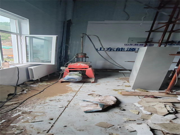 矿区地基基础下沉墙体裂缝加固注浆顶升施工